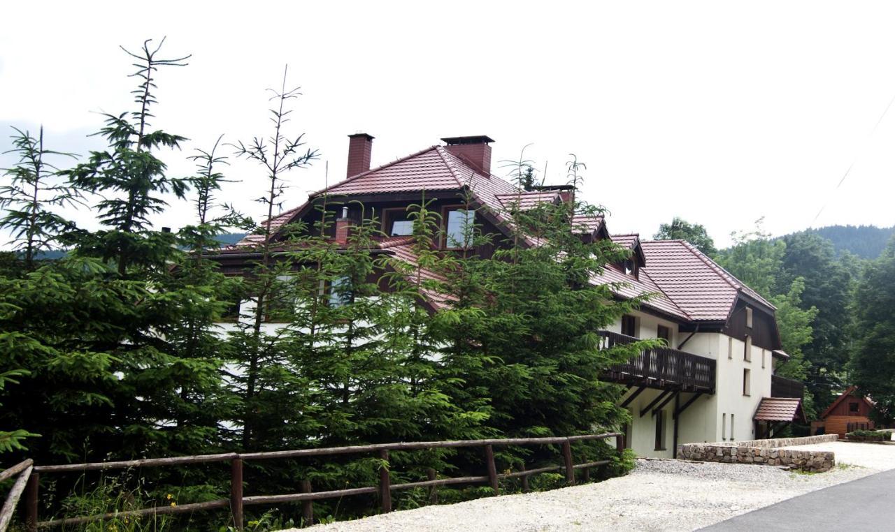 Hotel Gorski Czarna Gora Stronie Slaskie Exterior photo